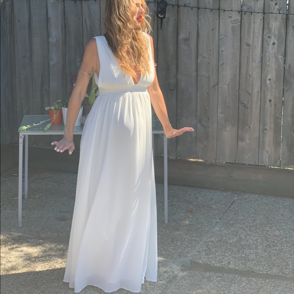 Beautiful Grecian Goddess Dress - Picture 1 of 12